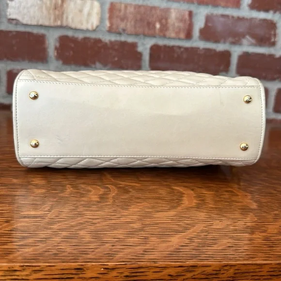 Bally Crossbody Quilted Bag Vintage White - Picture 7 of 16